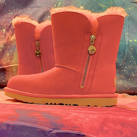 Ugg boots - Picture 2 of 15